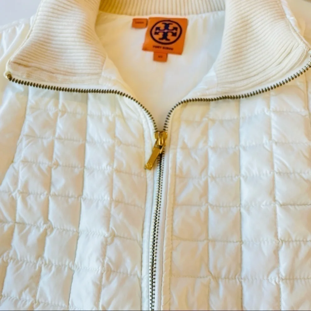 ❤️ TORY BURCH Tricia White puffer Vest Size XS M24